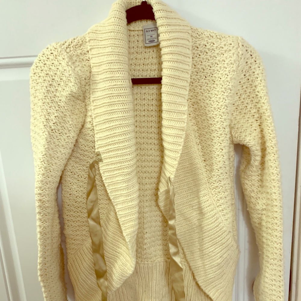 Beautiful cream cardigan with satin tie 💕💙